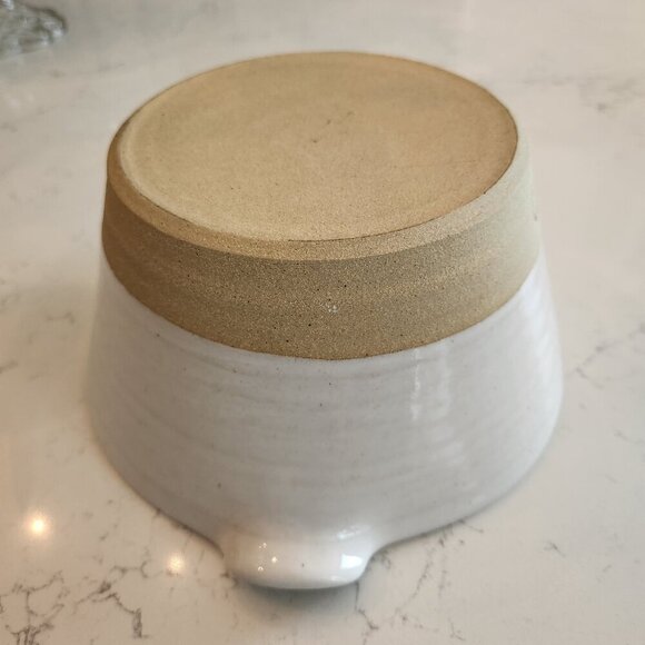 Farmhouse Pottery Silo Batter Bowl - Picture 3 of 8